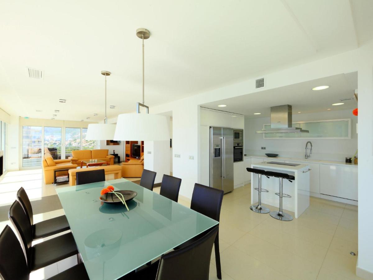 Apartment Esmeralda-1 By Interhome Калпе Екстериор снимка
